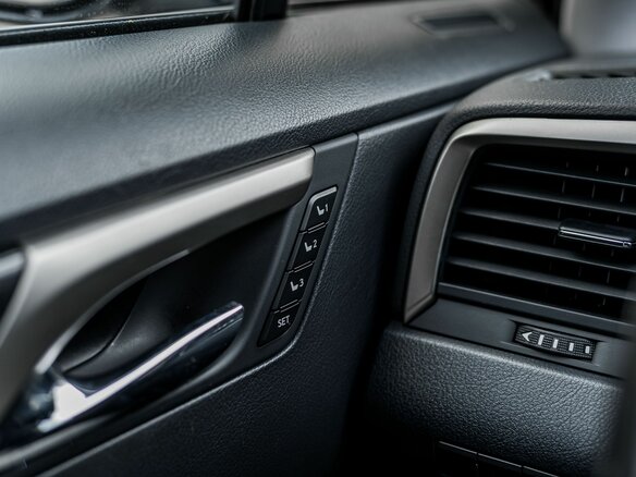 2021 Lexus RX 300 IV Рестайлинг, белый, 4490000 рублей - вид 13