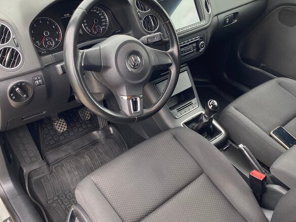 2013 Volkswagen Golf Plus II, серебристый, 835000 рублей - вид 1