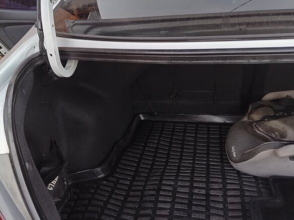 2012 Hyundai Solaris I, серый, 620000 рублей - вид 10
