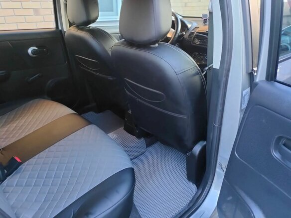 2011 Nissan Note I Рестайлинг, серебристый, 640000 рублей - вид 14