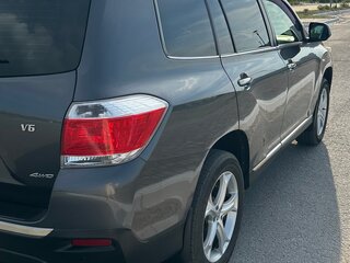 2011 Toyota Highlander II (XU40) Рестайлинг, серый, 2300000 рублей, вид 5
