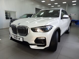 2021 BMW X5 30d IV (G05/G18), белый, 5999999 рублей, вид 2