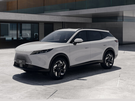 Omoda C7