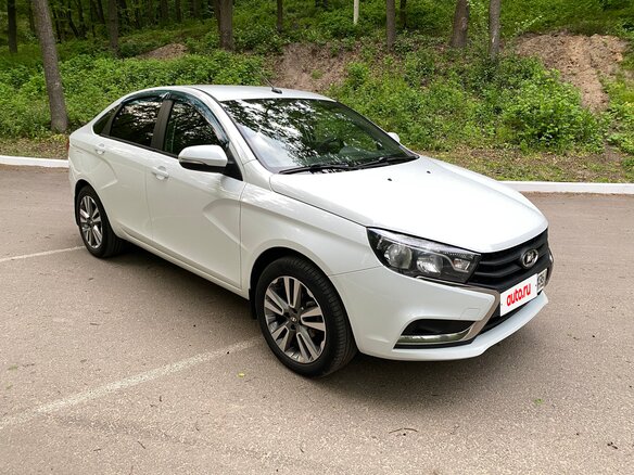 2018 Lada (ВАЗ) Vesta I, белый, 850000 рублей - вид 3