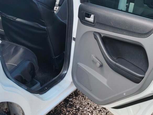 2008 Ford Focus II Рестайлинг, белый, 430000 рублей - вид 16