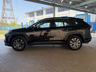 2025 Toyota RAV4 V (XA50), чёрный, 3899000 рублей, вид 2