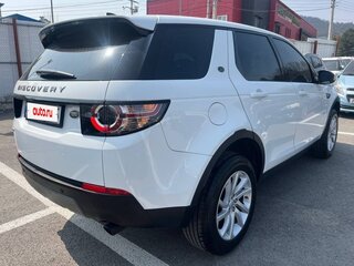 2018 Land Rover Discovery Sport I, белый, 1579100 рублей, вид 4