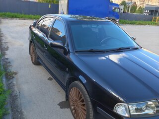 2008 Skoda Octavia I (A4) Рестайлинг, чёрный, 650000 рублей, вид 2
