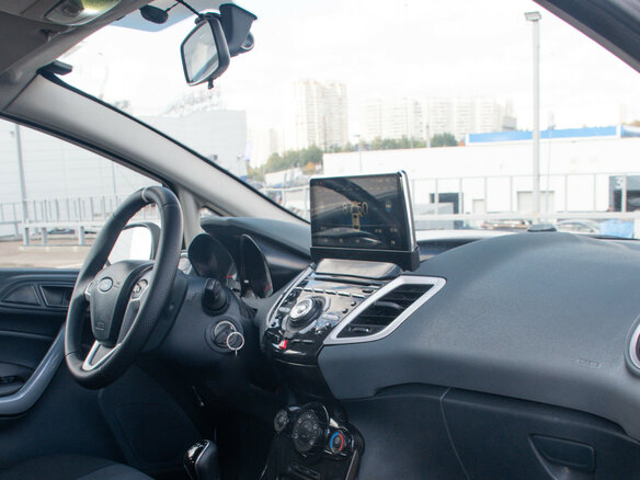 2011 Ford Fiesta Mk6, белый, 559000 рублей - вид 9