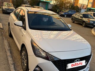 2021 Hyundai Solaris II Рестайлинг, белый, 1650000 рублей, вид 1
