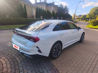 2020 Kia K5 III, белый, 2700000 рублей, вид 4