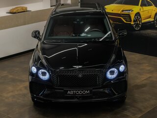 2025 Bentley Bentayga I Рестайлинг, чёрный, 36987000 рублей, вид 5