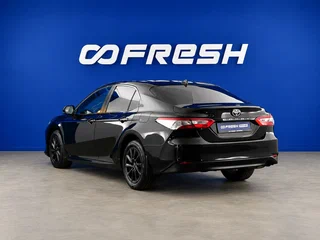 2021 Toyota Camry VIII (XV70), чёрный, 2470055 рублей, вид 2