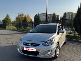 2013 Hyundai Solaris I, серый, 760000 рублей, вид 2