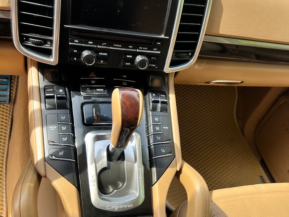 2010 Porsche Cayenne S II (958), белый, 2600000 рублей - вид 17