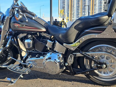 2007 Harley-Davidson Fat Boy, чёрный, 999999 рублей, вид 5