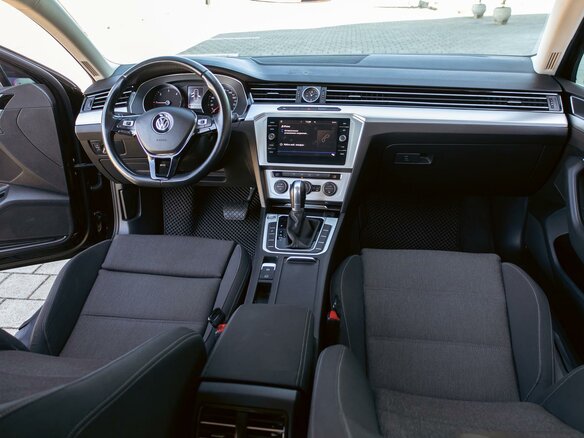 2017 Volkswagen Passat DSG6 B8, чёрный, 1565000 рублей - вид 15