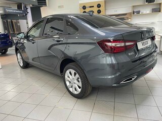 2026 Lada (ВАЗ) Vesta I Рестайлинг (NG), серый, 1805000 рублей, вид 2