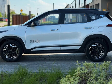 2026 Kia Seltos I Рестайлинг, белый, 2200442 рублей, вид 5