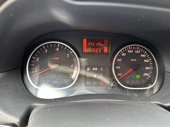 2012 Renault Duster I, чёрный, 700000 рублей - вид 9