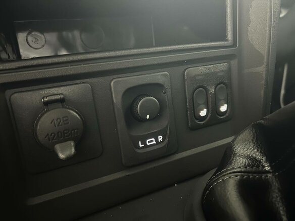2026 Lada (ВАЗ) Niva Travel I Рестайлинг, коричневый, 1623000 рублей - вид 11