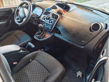 2013 Renault Kangoo, белый, 2700000 рублей, вид 4