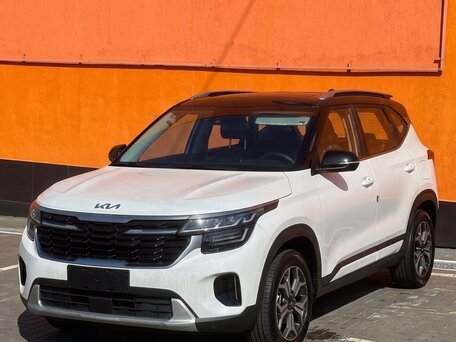 2026 Kia Seltos I Рестайлинг, белый, 2395000 рублей, вид 1