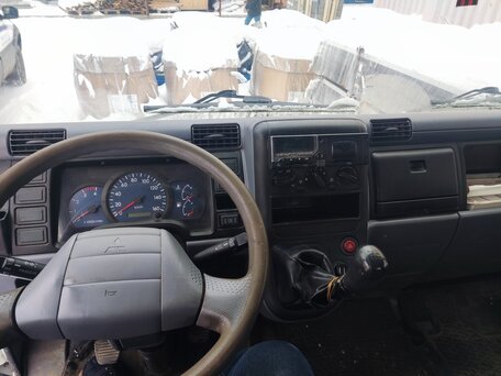 2011 Fuso (Mitsubishi) Canter, белый, 3290000 рублей, вид 4