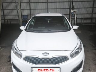 2018 Kia Ceed II Рестайлинг, белый, 1470000 рублей, вид 2
