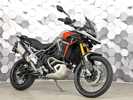 2025 Triumph Tiger 900, серый, 1799000 рублей, вид 1