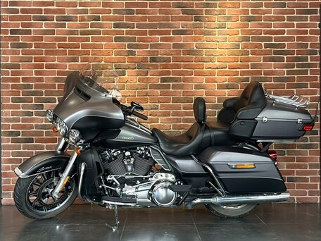 2016 Harley-Davidson Ultra Limited, серый, 1700000 рублей, вид 5