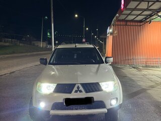 2010 Mitsubishi Pajero Sport II, белый, 1500000 рублей, вид 2