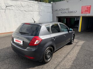 2010 Kia Ceed I Рестайлинг, серый, 400000 рублей, вид 4