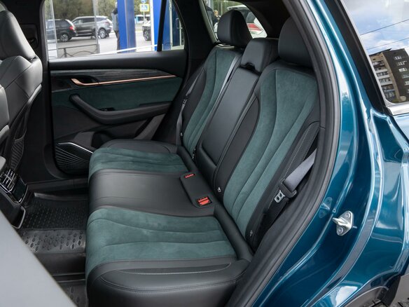 2024 Geely Monjaro I, синий, 3940000 рублей - вид 16