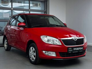 2013 Skoda Fabia II Рестайлинг, красный, 699000 рублей, вид 3