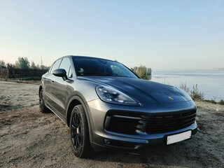 2020 Porsche Cayenne III, серый, 6300000 рублей, вид 4
