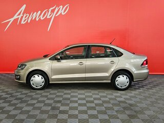 2015 Volkswagen Polo V Рестайлинг, бежевый, 1030000 рублей, вид 2