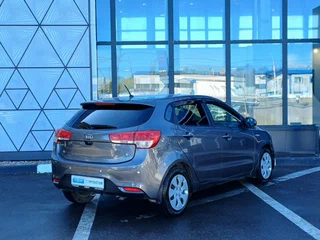 2016 Kia Rio III Рестайлинг, серый, 739000 рублей, вид 5