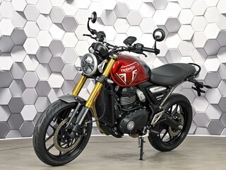 2025 Triumph Speed 400, красный, 615000 рублей, вид 2