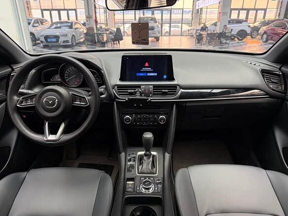 2021 Mazda CX-4 I Рестайлинг, белый, 1620000 рублей - вид 7