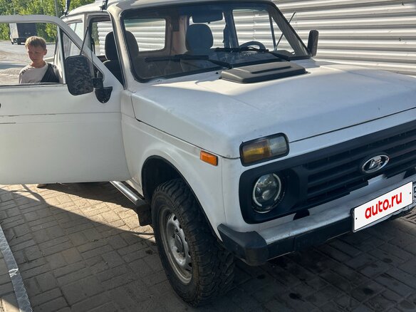 1981 Lada (ВАЗ) 2121 (4x4) I, белый, 190000 рублей - вид 2