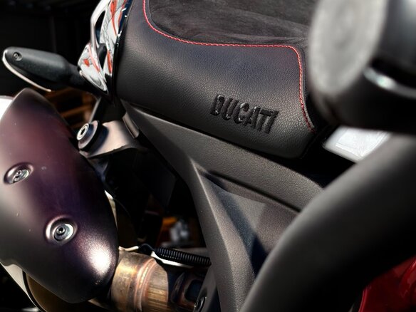 2010 Ducati Monster 796, белый, 555000 рублей - вид 9