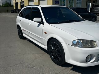 2000 Mazda Familia S-Familia S-Wagon VIII (BJ), белый, 460000 рублей, вид 1