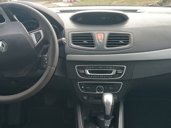 2011 Renault Fluence I, синий - вид 4
