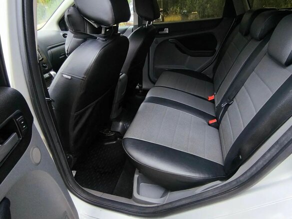 2009 Ford Focus II Рестайлинг, серебристый, 530000 рублей - вид 21