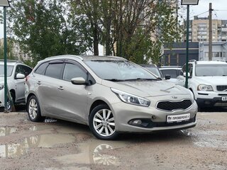 2014 Kia Ceed II, серый, 729000 рублей, вид 3