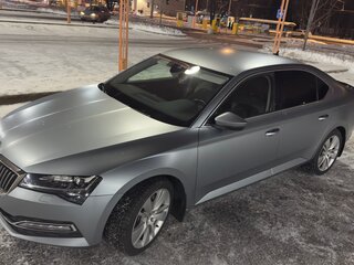 2019 Skoda Superb III Рестайлинг, серый, 2880000 рублей, вид 3
