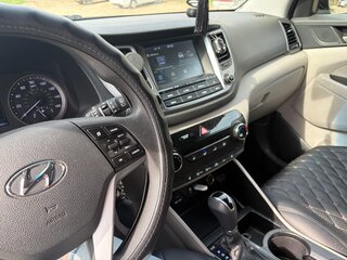 2018 Hyundai Tucson III, серый, 2400000 рублей, вид 5