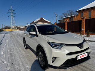 2016 Toyota RAV4 IV (XA40) Рестайлинг, белый, 2800000 рублей, вид 1