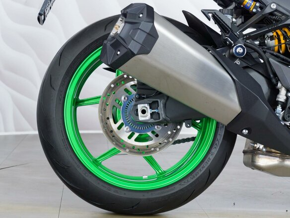 2026 Kawasaki Z 1100, чёрный, 1777000 рублей - вид 8